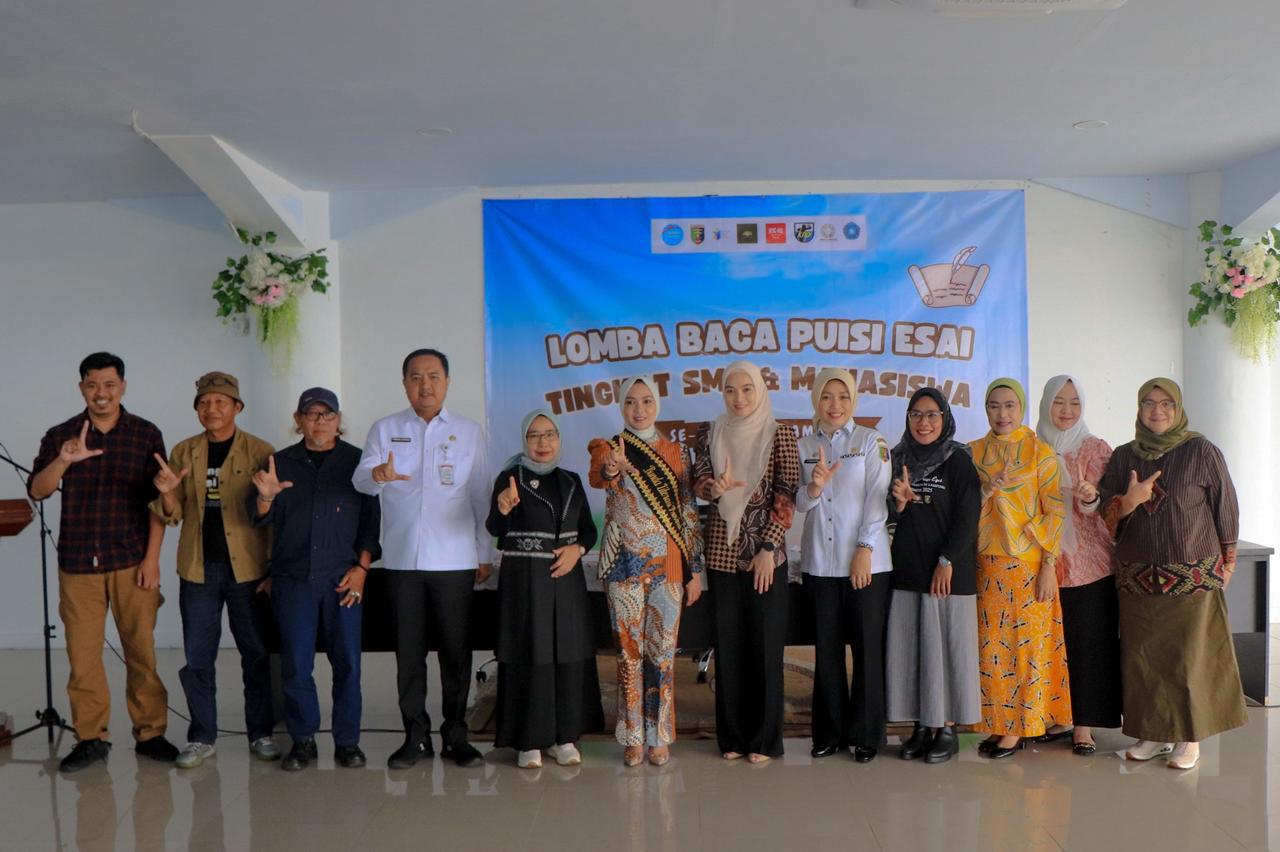 Bunda Literasi Provinsi Lampung Dorong Generasi Muda Lampung Berkarya Lewat Puisi Esai